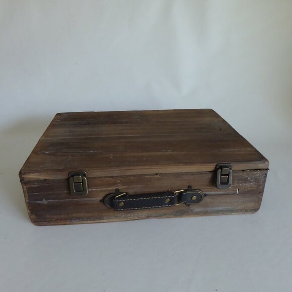 OOAK NEW HORROR VAMPIRE DRACULA KILLING SLAYING KIT PROP SUITCASE GAFF ODDITY - Picture 13 of 15